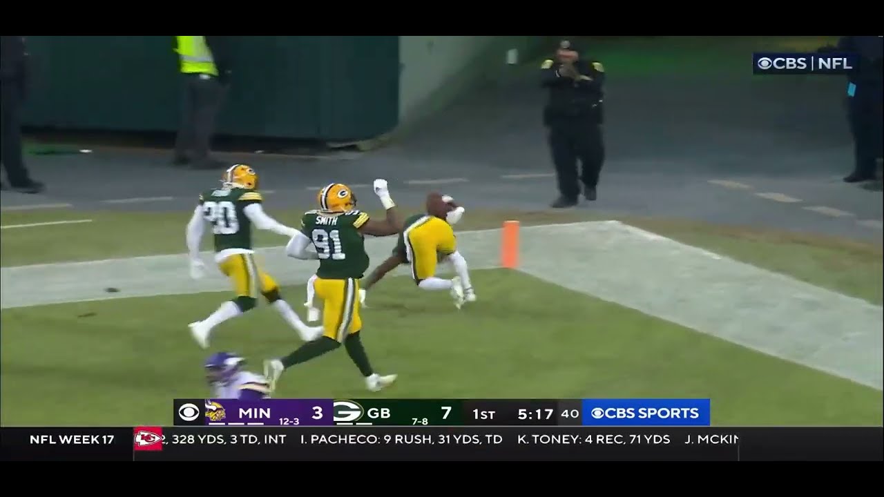 Packers Savage With 75 YARD PICK SIX INTERCEPTION Against Vikings