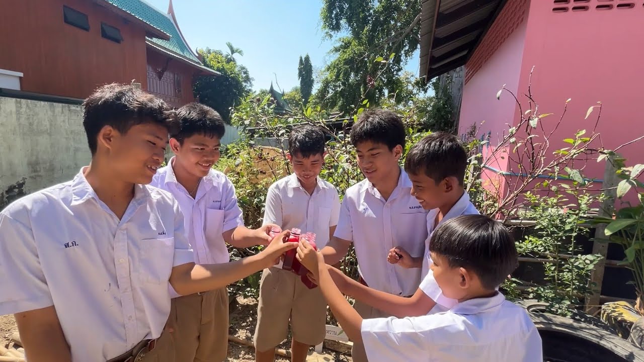 กระเจี๊ยบหวานเจี๊ยบ จากสองมือป. 6 สู่ผลผลิตเพื่อสุขภาพในโครงการ Eco School รร.วัดสะแก จ.ปทุมธานี