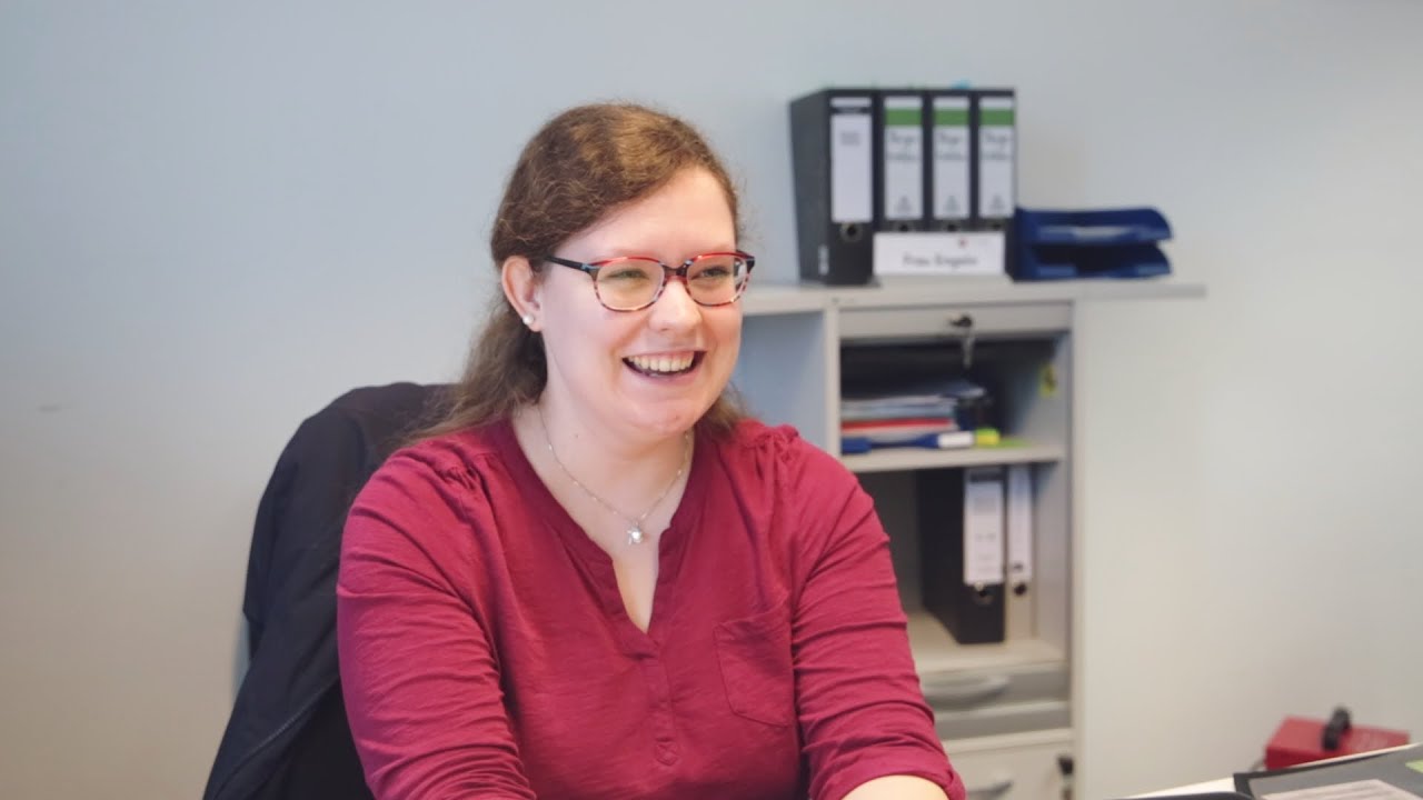 Was macht eigentlich eine Mitarbeitern beim BÜRGERSERVICE?