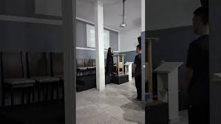 Pastora Nayara Adorando Ao Senhor