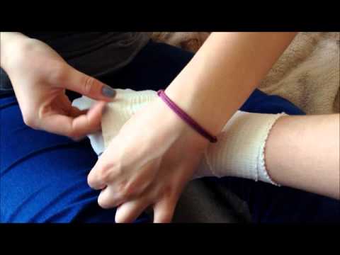 Wideo: Jak Bandażować Rękę I Kiedy Trzeba To Zrobić