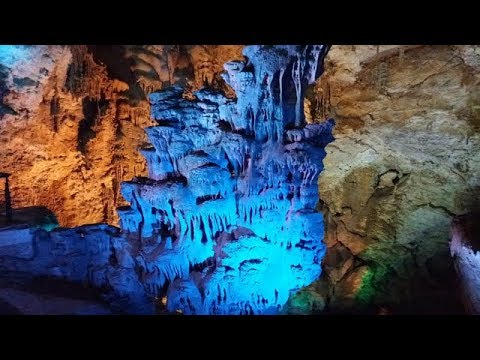 Vídeo: Llum De Canelobres: Canelobres Decoratius Exteriors En Forma De Llanterna Per A Una Espelma I Candelers-fanalets Metàl·lics A L’interior