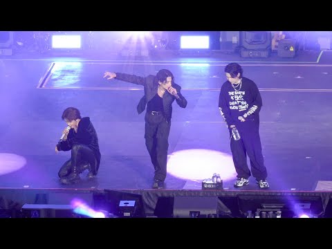 BTS 'Run' 4K Fancam @ 221015 BTS YET TO COME IN BUSAN CONCERT