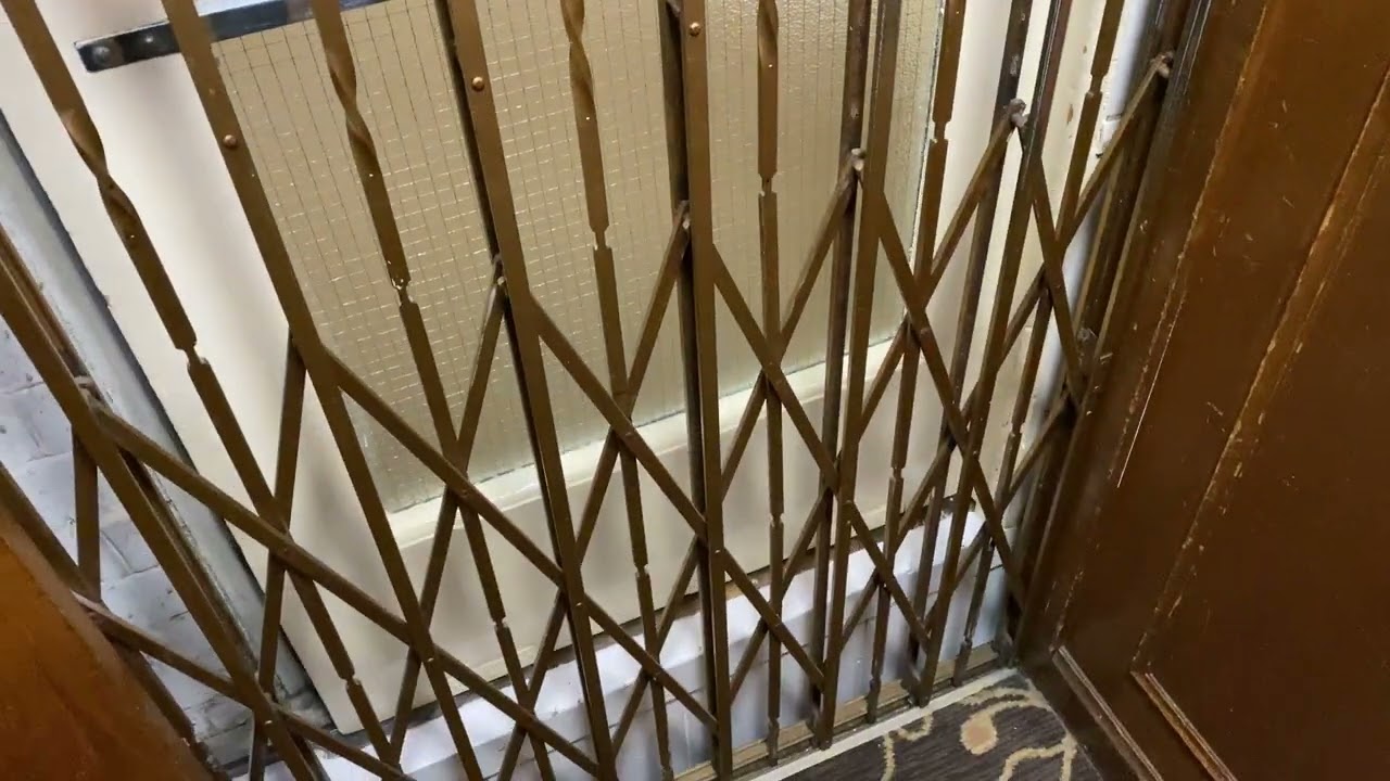 Amazing!! 1928 Express (Mod) Gated lift @Imperial Hotel, Great Yarmouth