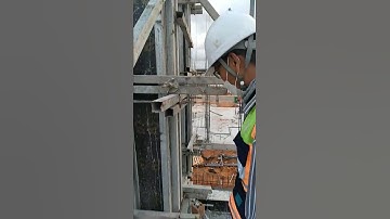 Nghiệm thu cop pha cột tầng 2.