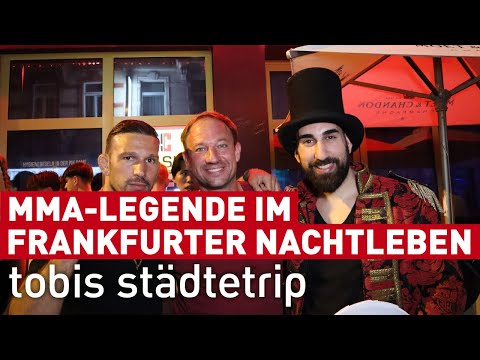 Video: Nachtleben in Frankfurt: Die besten Bars, Clubs, & Mehr