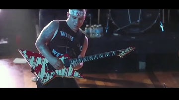 Atreyu - My Fork in the Road (Your Knife in my Back) (Music Video)