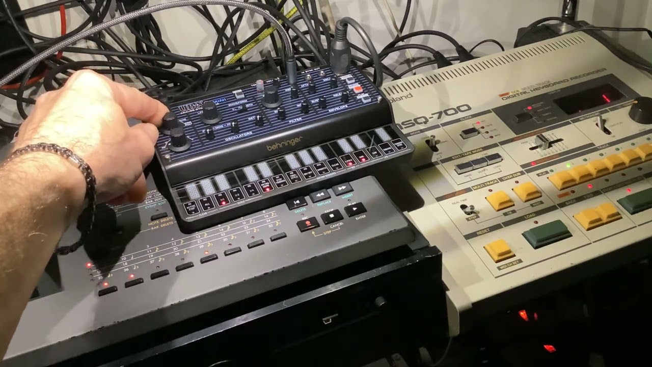 Behringer UB-XA mini