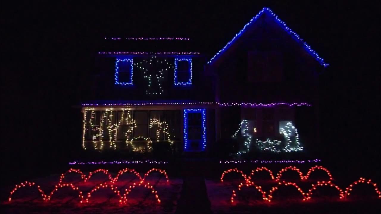 Frost/Redmond 2016 Christmas Light Show - Handel's Messiah (song by Relient K) Frost/Redmond 2016 Christmas Light Show - Handel's Messiah (song by Relient K)
