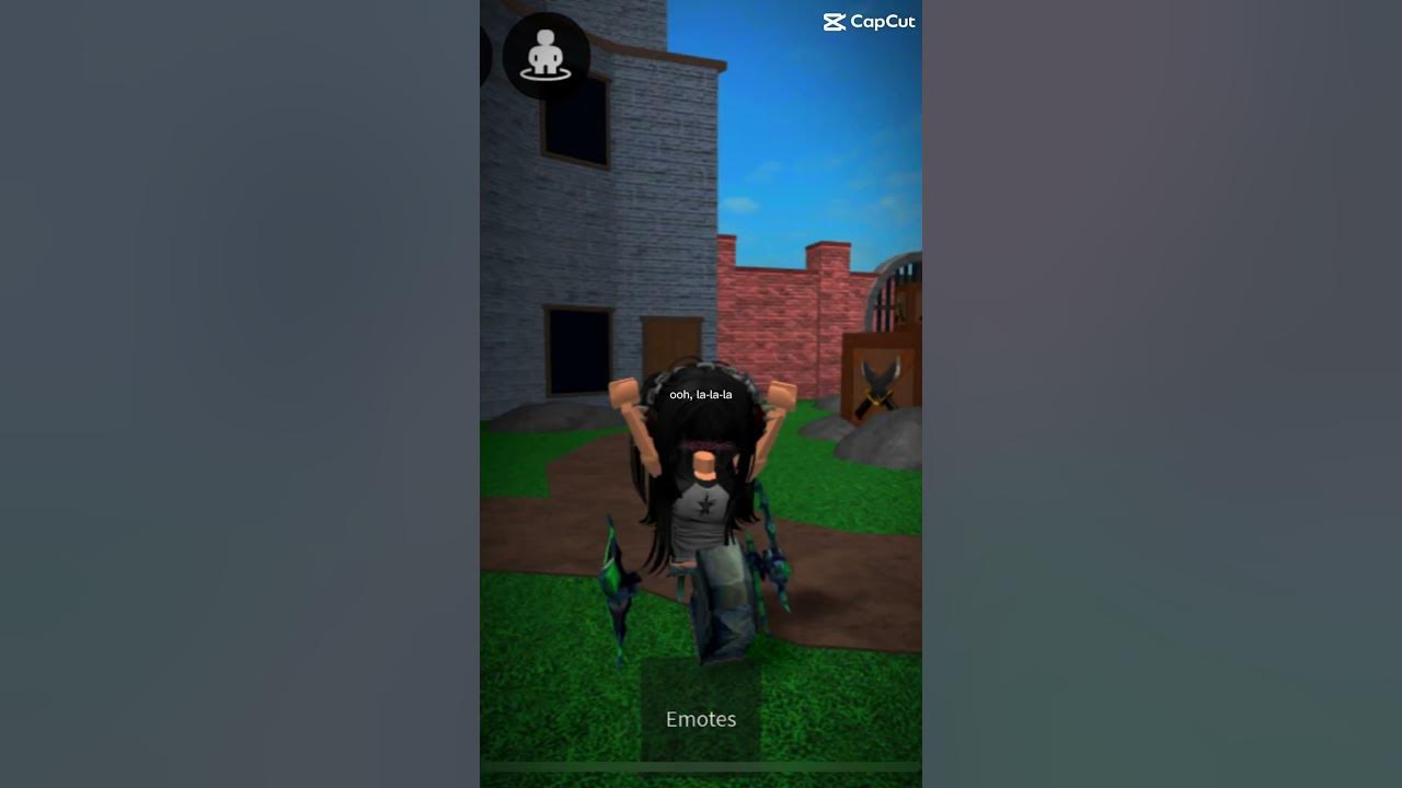 #roblox I love it when you call me ￼ señorita😁😳