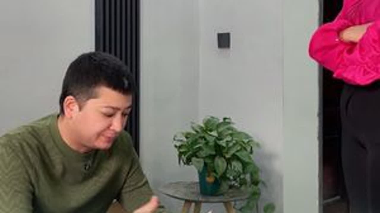 不能完全相信身边的朋友#一定要看到最后 #传递正能量 #意想不到的结局 #剧情反转 #白鹰哥 @DOU+上热门 @DOU+小助手