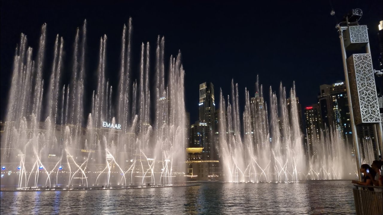 DUBAI water fountain show. Magical fountain movements and moments YouTube