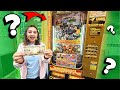 We put 10000 into a mystery kings treasure box machine in japan