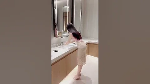 Beautiful Girl Street Fashion | Ep 2633#shorts #beautifulgirl #streetfashion #chinesefashion #beauty