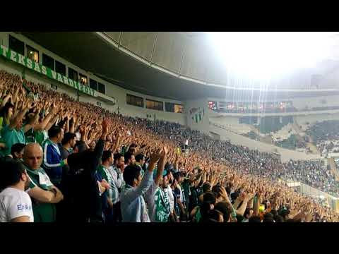 Bursaspor-Konyaspor Bursa tribunlerinden inanilmaz atmosfer