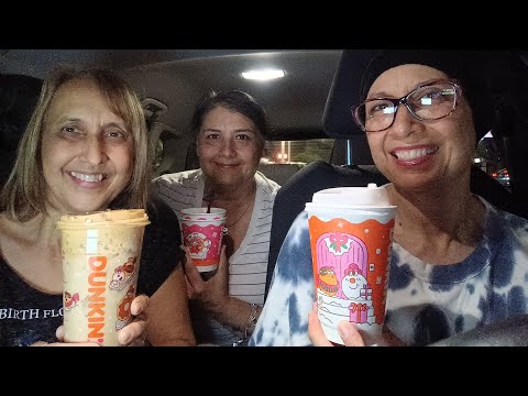ASMR 🎄🎀 The Latte Sisters Trying #dunkindonuts Holiday Menu ☕🥤