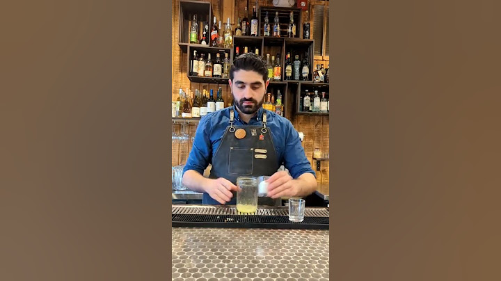How to Make a Classic Margarita, WITHOUT any Bar tools!