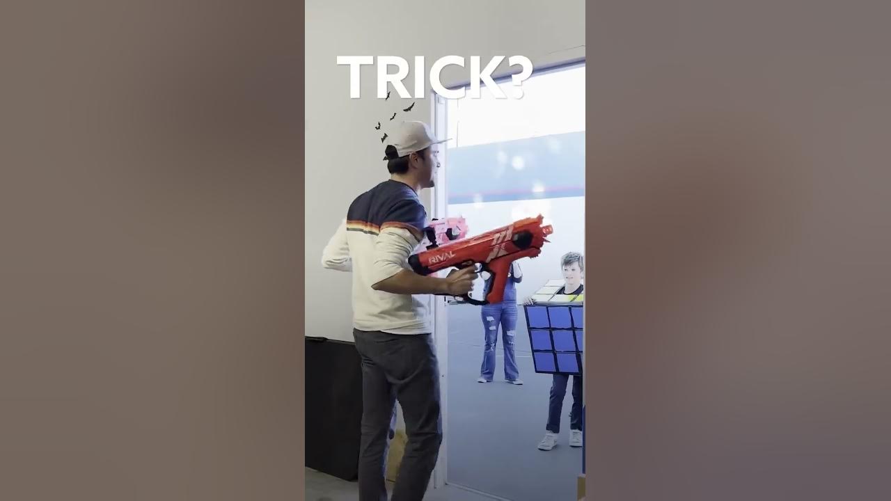 i-tricked-these-trick-or-treaters-crunchlabs-mrbeast-youtube