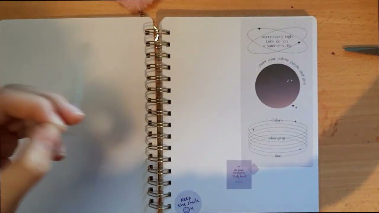 Scrapbooking  -light purple-