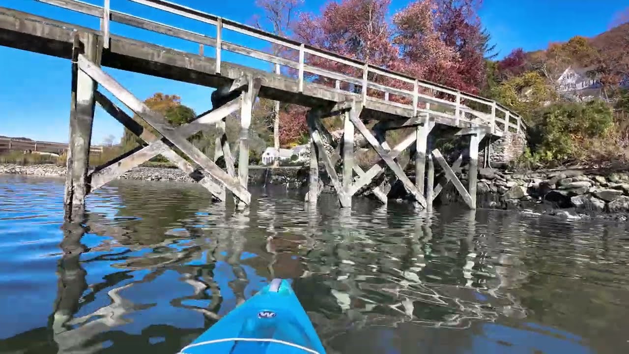 Cold Spring Harbor - Long Island - Paddling Fall Foliage October 2024