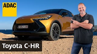 Radikales Design und sparsame Antriebe: Toyota C-HR Hybrid im Fahrbericht | ADAC