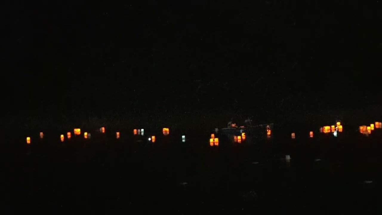 Toro-Nagashi (Floating Lantern Ceremony) @ Chidori-ga-fuchi(Tokyo) Night time