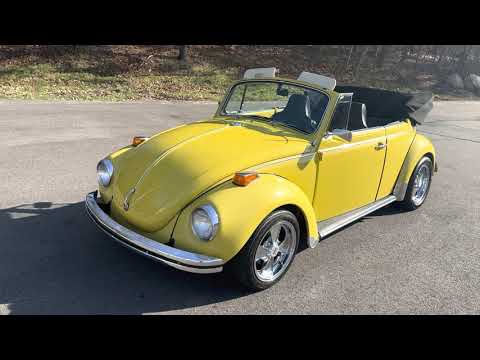 フォルクスワーゲン　クローズコンバーチブル 1972 VW Super Beetle Convertible - YouTube