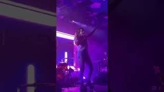 CHVRCHES- Asking For A Friend live Glasgow 10/06/23