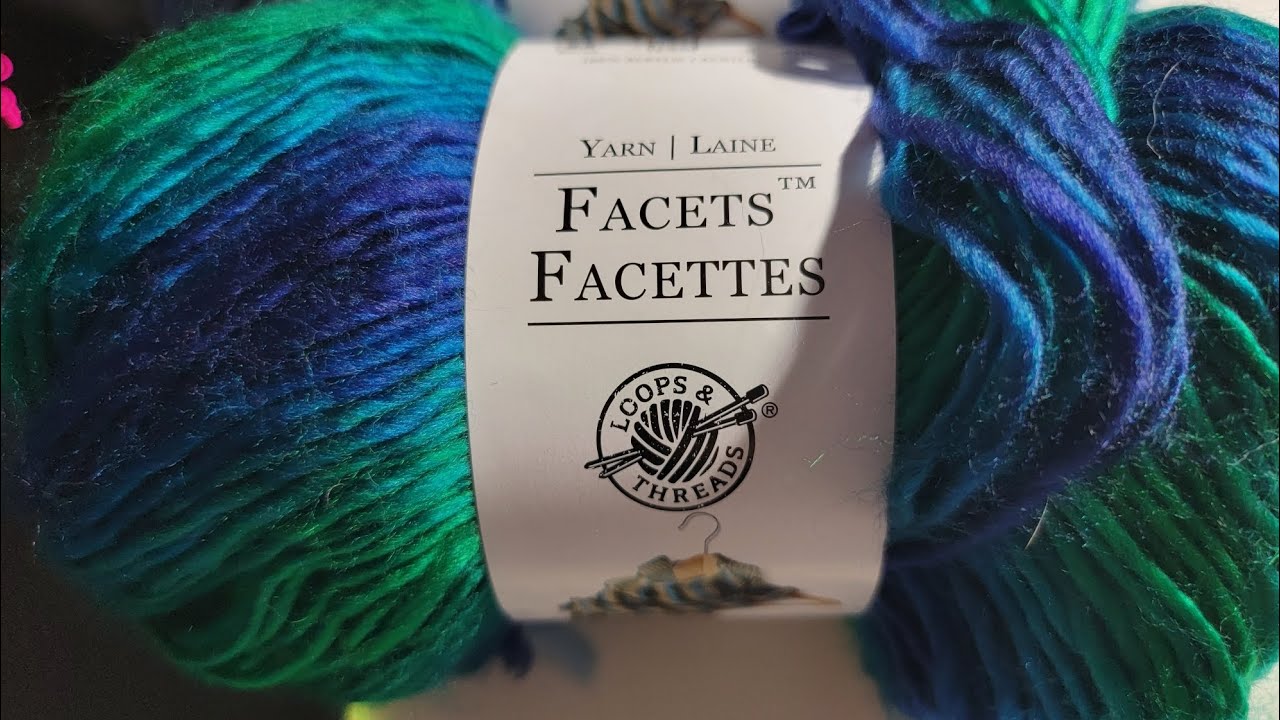 This yarn is so pretty and squishy 🧶 Loops & Threads Facets in Tanzanite :  r/knitting