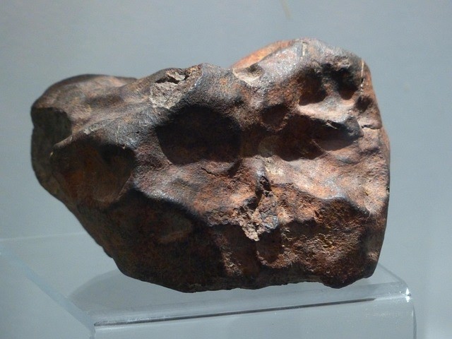 10 Weird Meteorite Stories from Space