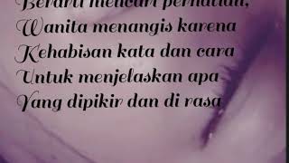 Caption Story wa《perjuangan cewek yang menahan rindu