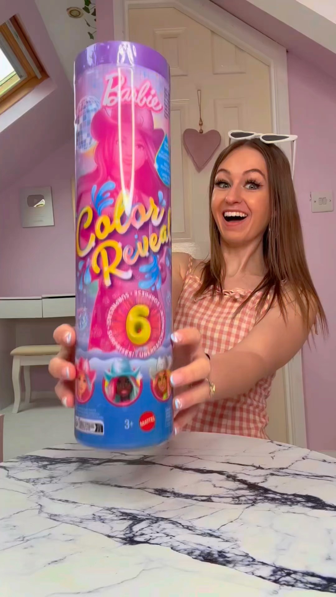 [ASMR] UNBOXING A GIANT *TAYLOR SWIFT* MYSTERY WATER REVEAL BARBIE!!????⁉️   #Shorts