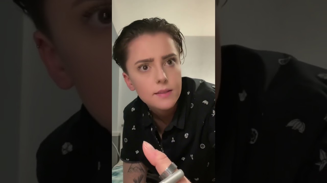 POV: that edit of the lesbian side character 