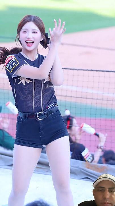 CHEERLEADER KTWIZ | KIM JEONG~WON | HA JIWON #shortsfeed #fancam #cheerleader #japan #kpop #shorts