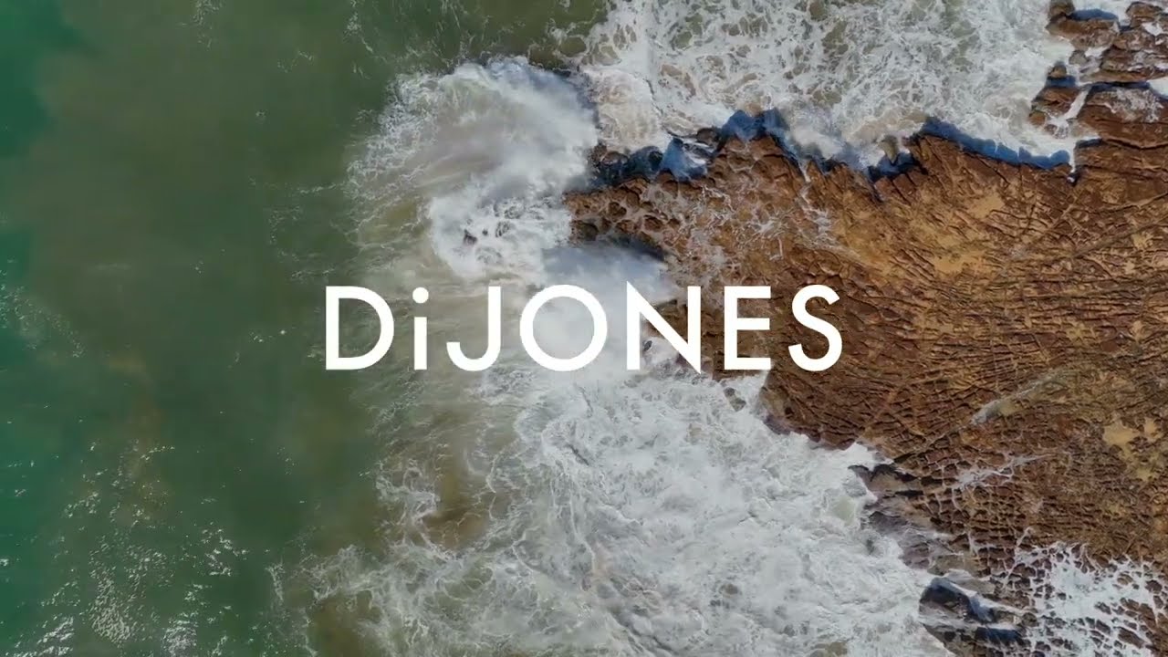 DiJones / 18 Table Top Road, North Avoca