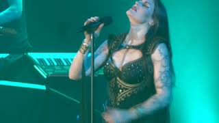 NIGHTWISH - Intro... // Dark Chest Of Wonders.... @ PARIS Bercy - AccorHotels Arena - Nov.10 / 2018