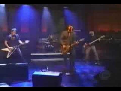 Foo Fighters - All My Life (live on David Letterman) [2002]