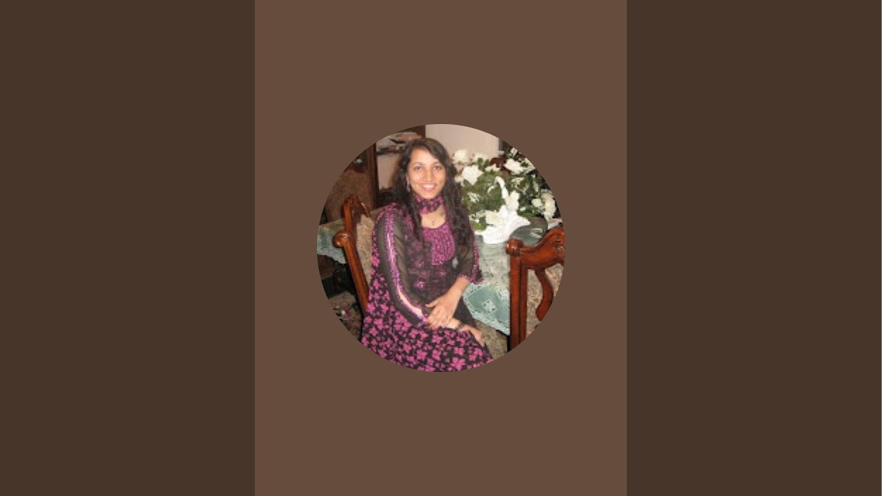 Hadia Omair is live at #primark #london 