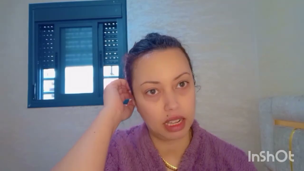 كنت فرحانة ساعة فرحتي مكملاتش 😔قدر الله وما شاء فعل معليش نجمع حويجاتي عند ماما حتى يحن الله 🛋️