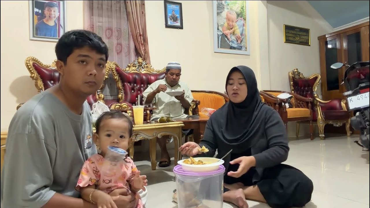 KINARA DAN MAMAH PAPAH NGANCANI BUKO MBAH JAPLIK MERGO SENDIRIAN DIRUMAH 🤗🥰😘✨