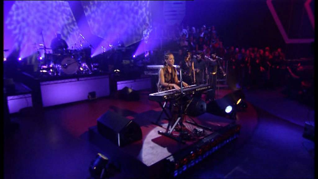 Download Alicia Keys - How Come You Don't Call Me  - Later With Jools Holland