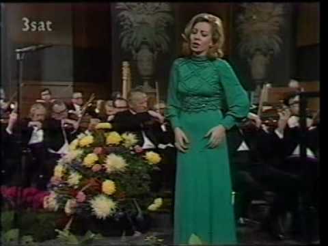 Maria Chiara -"Senza mamma" Suor Angelica (Puccini)