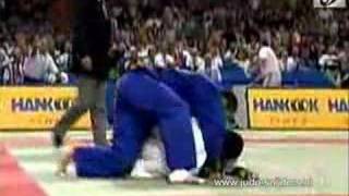 Judo Munich 2001 Demontfaucon Fra - Zviadauri Geo
