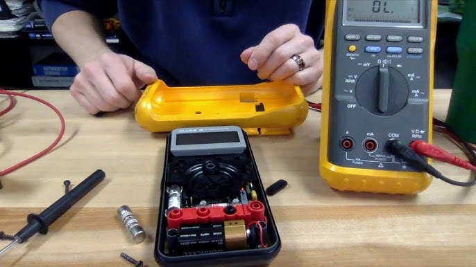 Episode 25 – How To Use A Multimeter – USING THE FLUKE T5-600 TESTER –  Electrician U – Training for Electricians, by Electricians