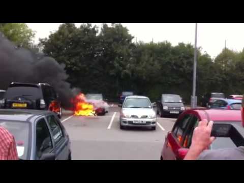 mini-cooper-on-fire