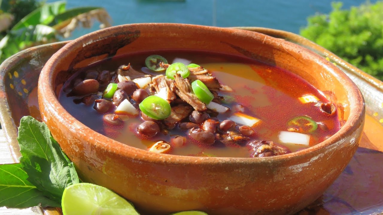 FRIJOLES CON CARNE - YouTube.