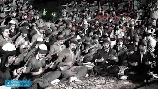 İran yöresel halk müziğinden güzel bir farsca şarkı. Iranian traditional music Resimi