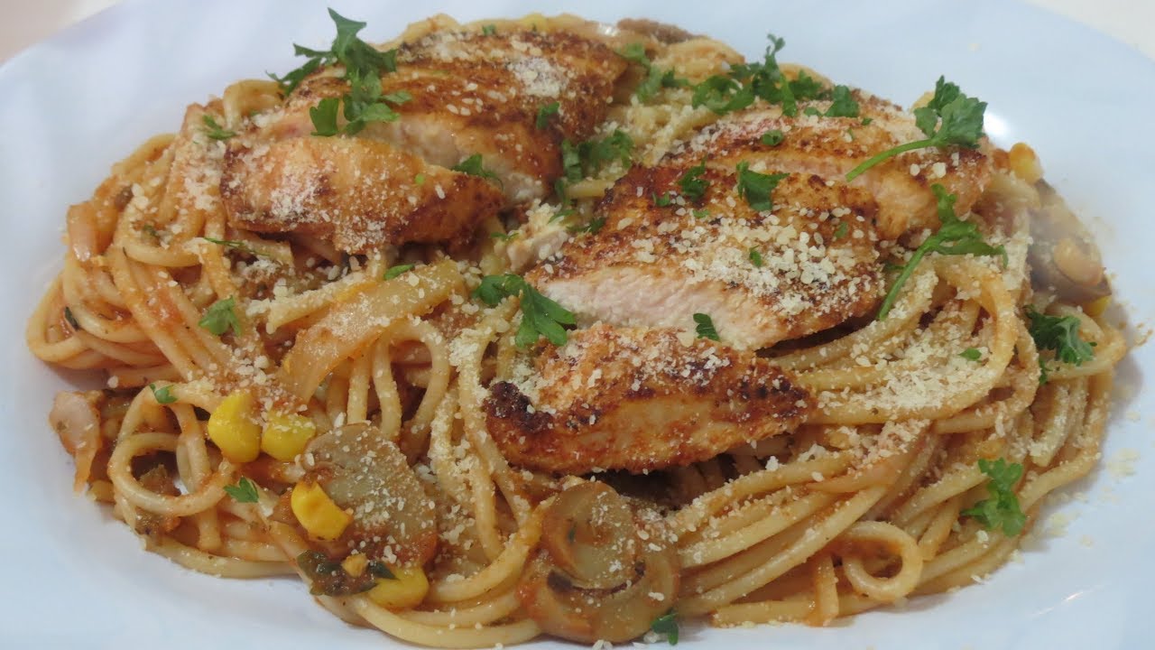 Spaghetti in Tomato Sauce with Chicken - Simple dinner idea | Meal