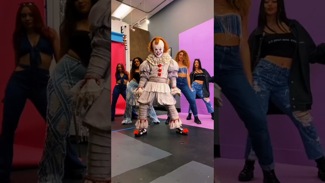 🌈Hello #pennywise #dance #latino #girl #girlsb#women #sexy#horror #cosplay #shorts #clown