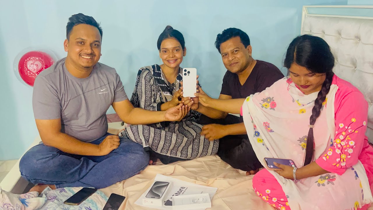 মেয়ের দেওয়া আইফোন পেয়ে বাবা কি করলো / i Phone 15 pro max/ price - 2 lac / BD Mom Tisha